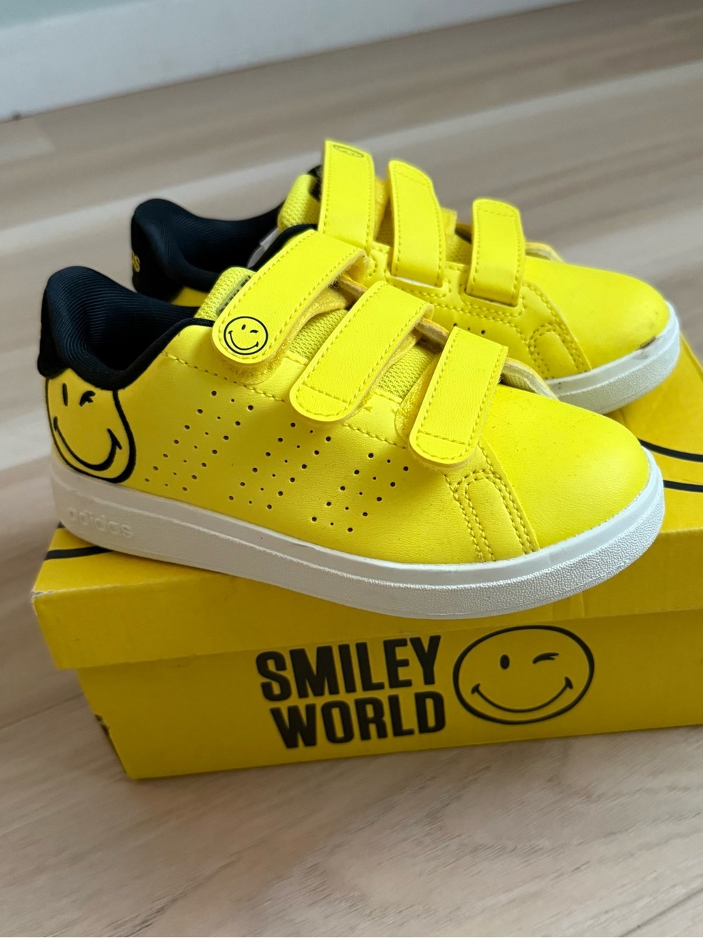Adidas x Smiley World Yellow Kids Sneakers Size 11K NIB